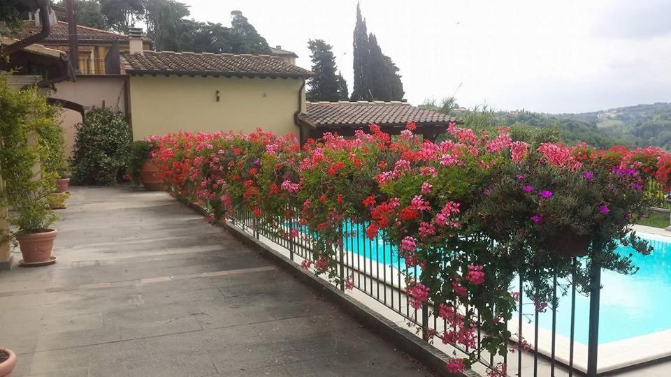 Residence Il Vigneto Lari Zewnętrze zdjęcie
