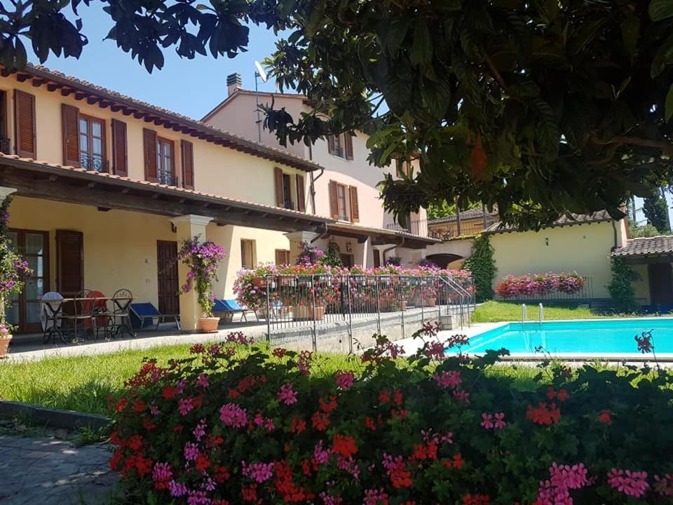 Residence Il Vigneto Lari Zewnętrze zdjęcie