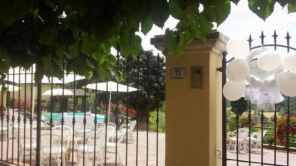 Residence Il Vigneto Lari Zewnętrze zdjęcie