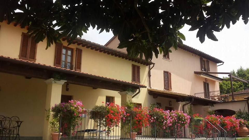 Residence Il Vigneto Lari Zewnętrze zdjęcie